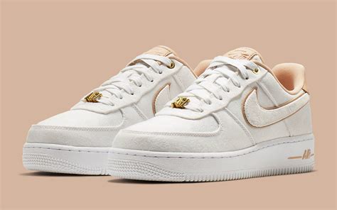 nike wmns air force 1 07 lux weiß beige|Nike Air Force 1 women's sneakers.